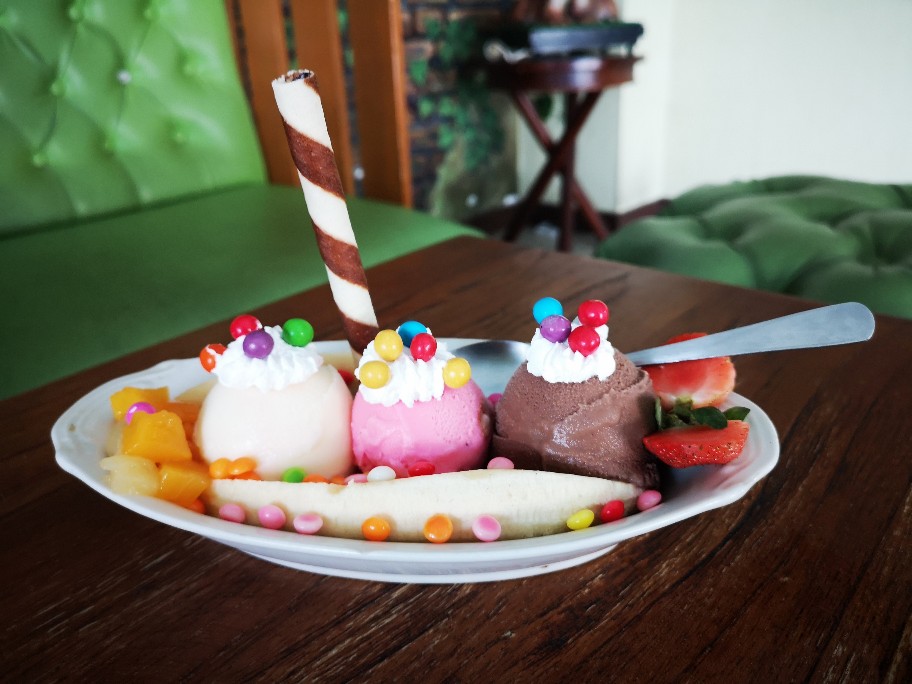 banana split new es krim Tentrem