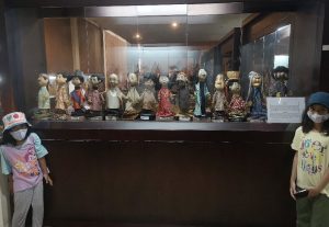 Keluarga si unyil